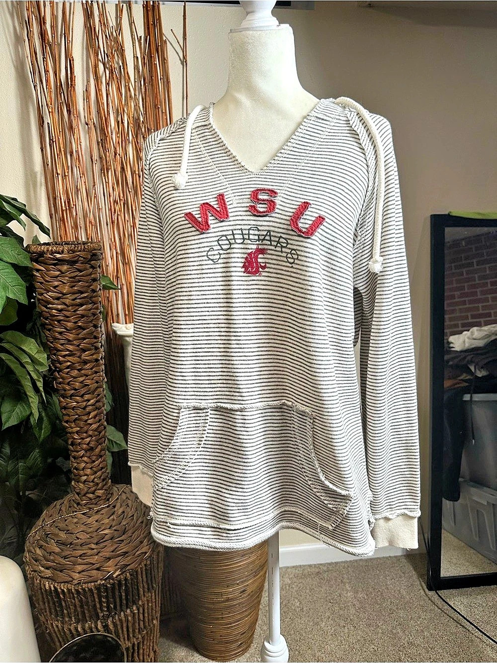 WSU Striped Hooded Pullover in Gray & White Large